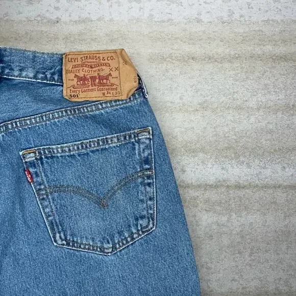 Vintage Levis Jeans 501 34x30 Regular Straight Leg Light Wash Denim Made in UK - Picture 3 of 8